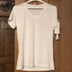 Women's white Under Armour V-neck t-shirt